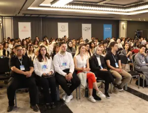 İklim Değişikliği Mücadelesinde Gençler: Ankara’da Yerel Gençlik Konferansı Başladı
