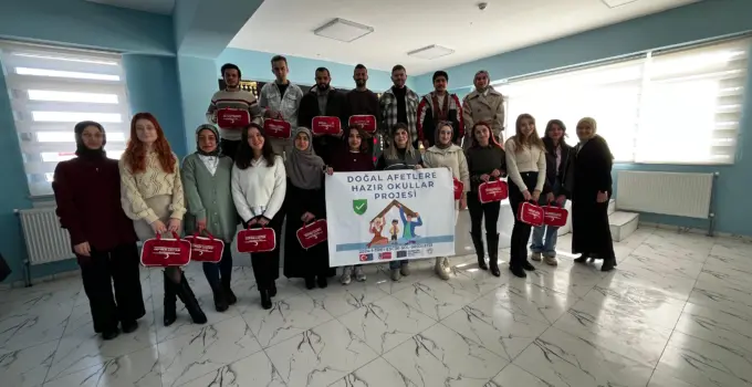 Van’da Genç Öğretmenlerden Doğal Afetlere Hazırlık Hamlesi