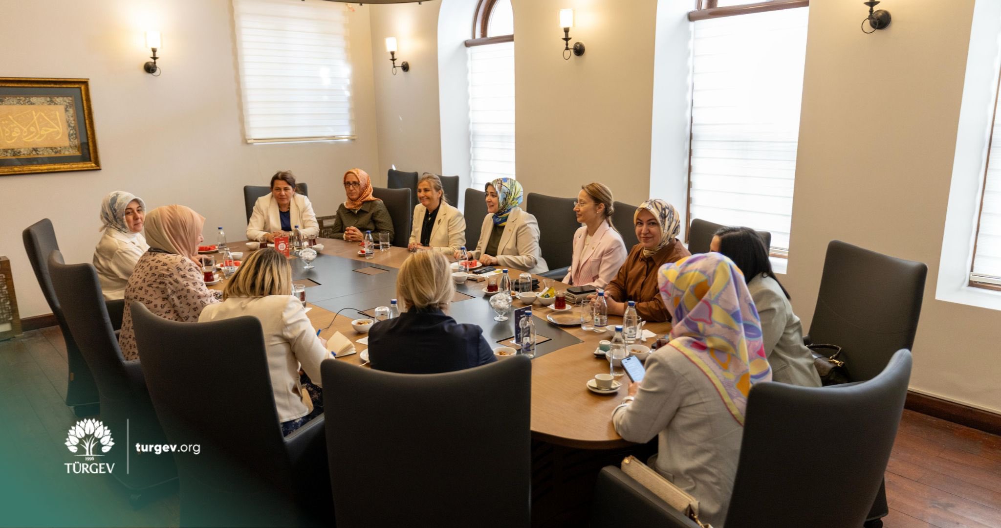 TÜRGEV AK Parti Kadın Kolları Heyeti ile GİF Safveti Paşa’da Buluştu