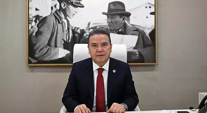 Antalya’da Muhittin Böcek İçin STÖ’ler Sağlık Durumu Nedeniyle Tutukluluğun Gözden Geçilmesini İstiyor