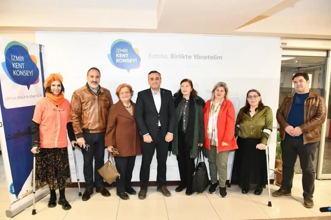 İzmir Kent Konseyi ve TÜRGÖK’ten Erişilebilir Kent İçin İş Birliği Görüşmesi