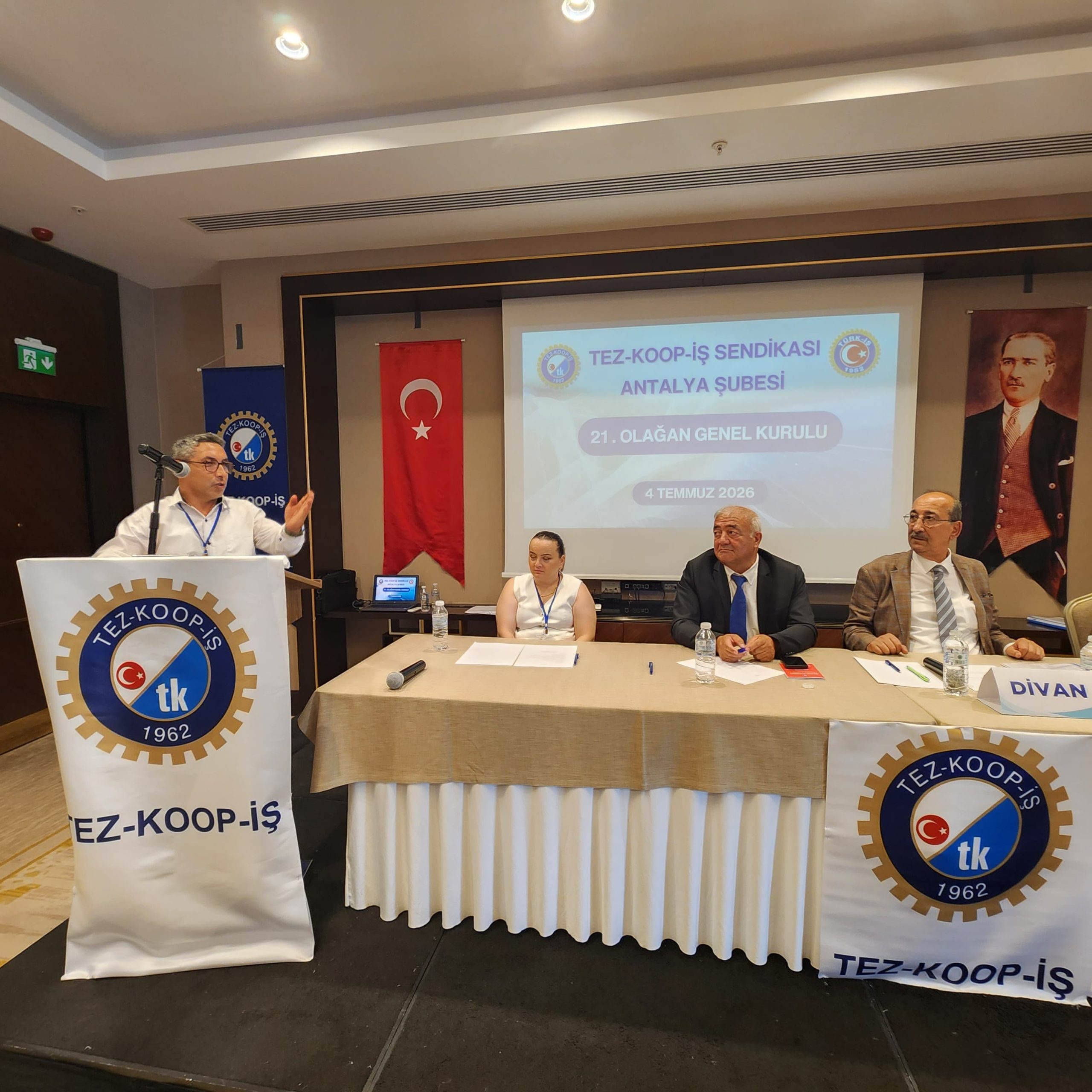 Tez-Koop-İş Antalya Şubesi’nde Özgür Tingir Güven Tazeledi 2 whatsapp image 2026 07 05 at 23.52.31 2 scaled